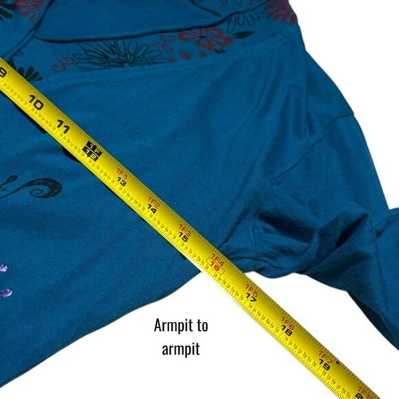 Unbranded Blue Floral Embroidered Bell Sleeve Top Artsy Bohemian Peasant M - Picture 11 of 12